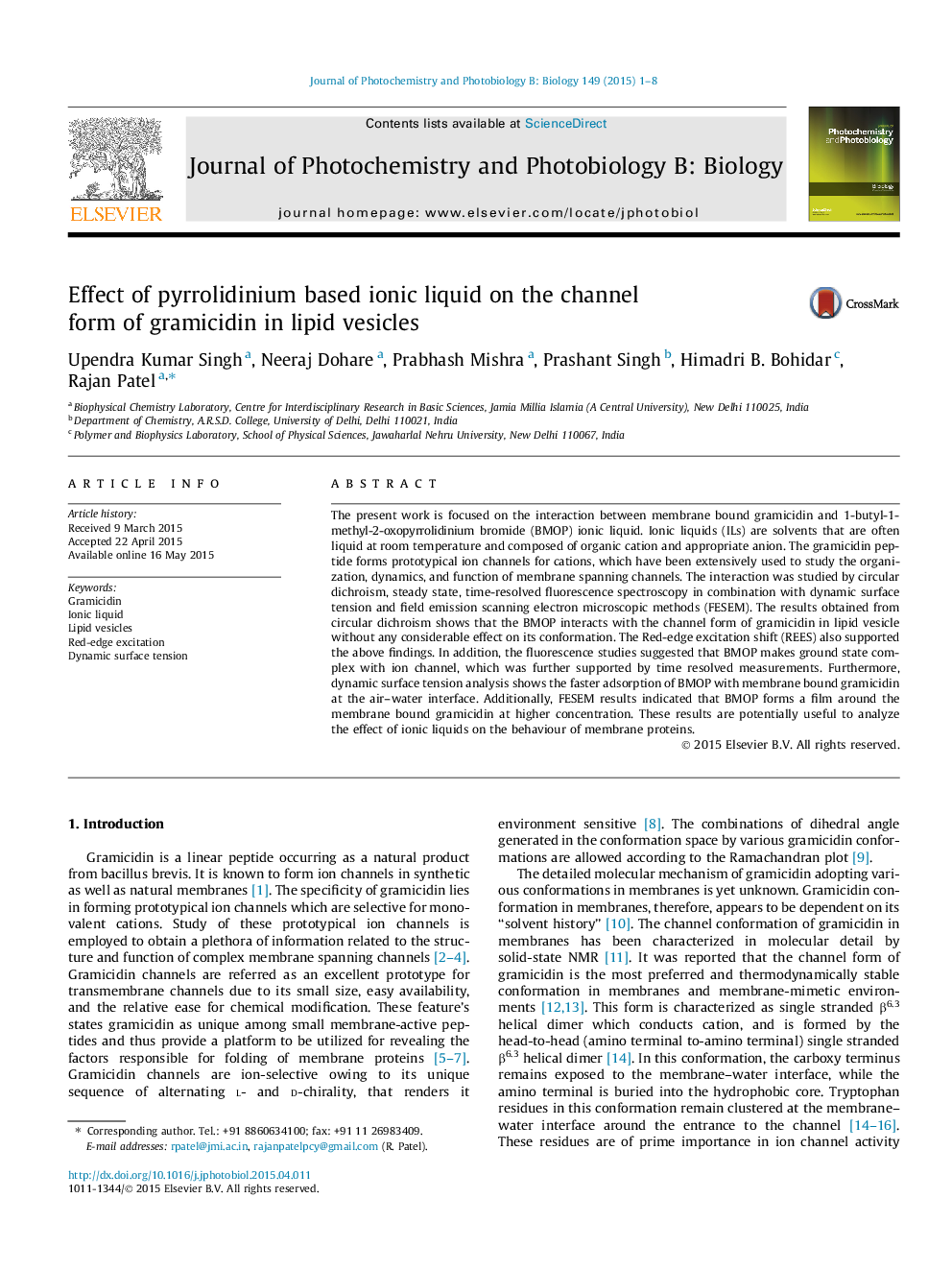 Effect of pyrrolidinium based ionic liquid on the channel form of gramicidin in lipid vesicles