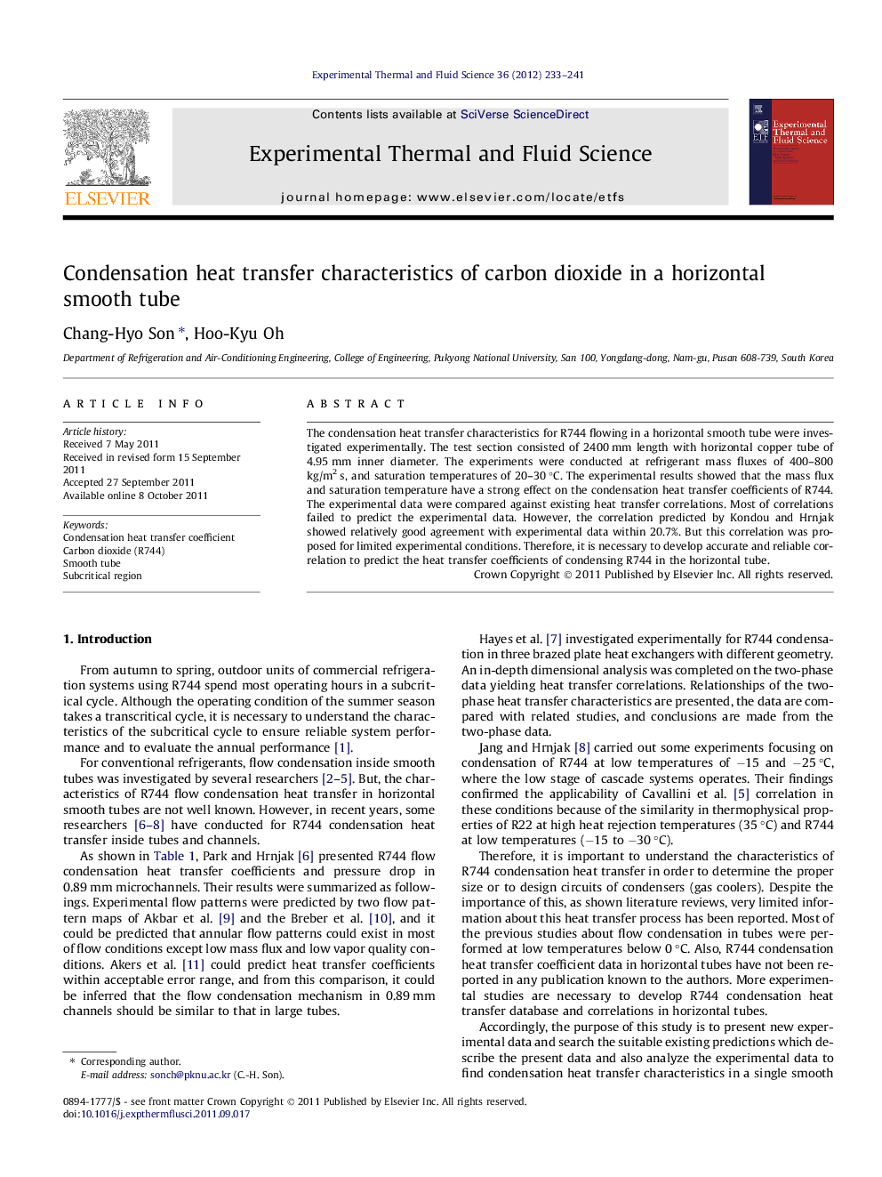 Condensation heat transfer characteristics of carbon dioxide in a horizontal smooth tube