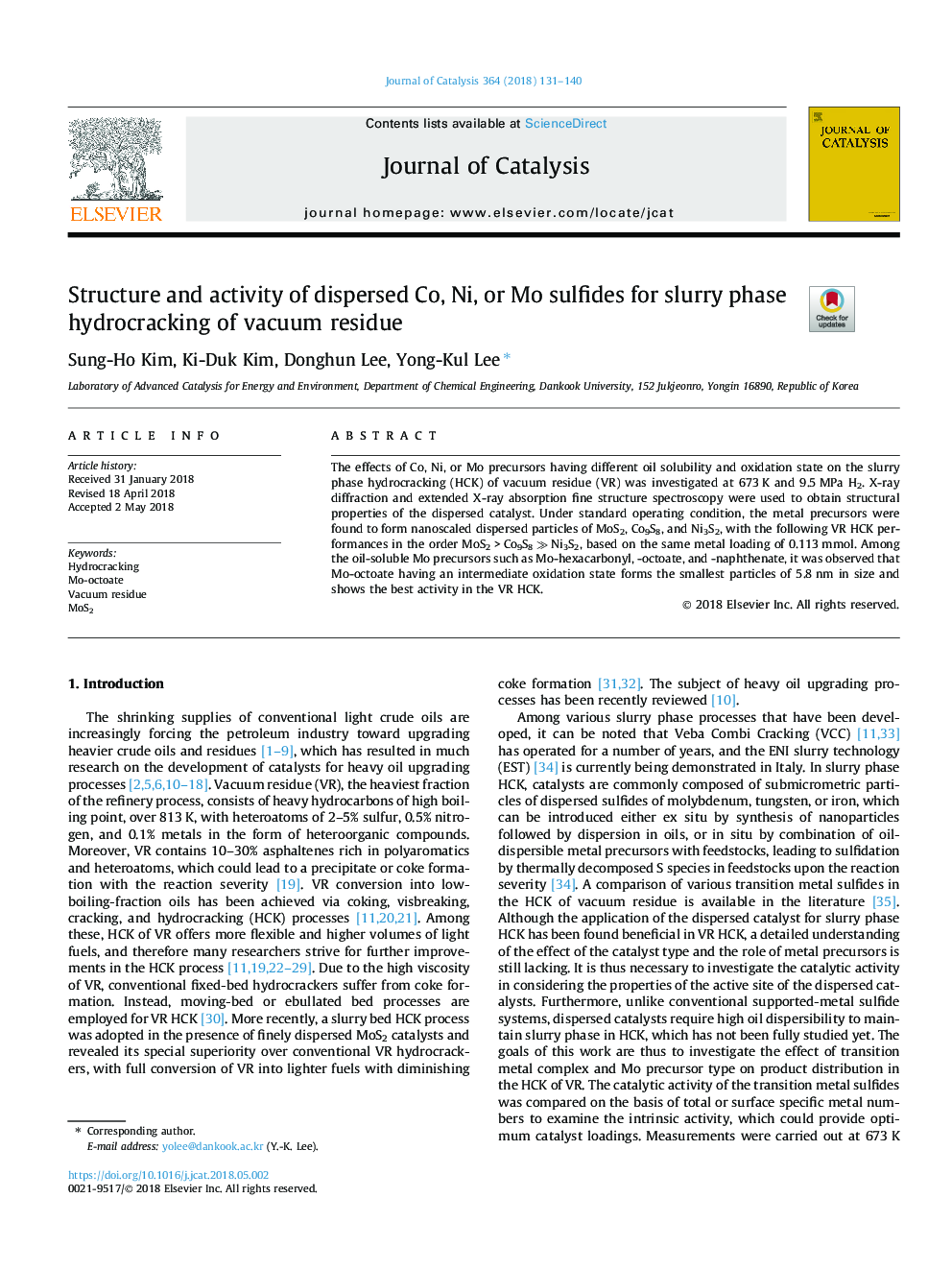 Structure and activity of dispersed Co, Ni, or Mo sulfides for slurry phase hydrocracking of vacuum residue