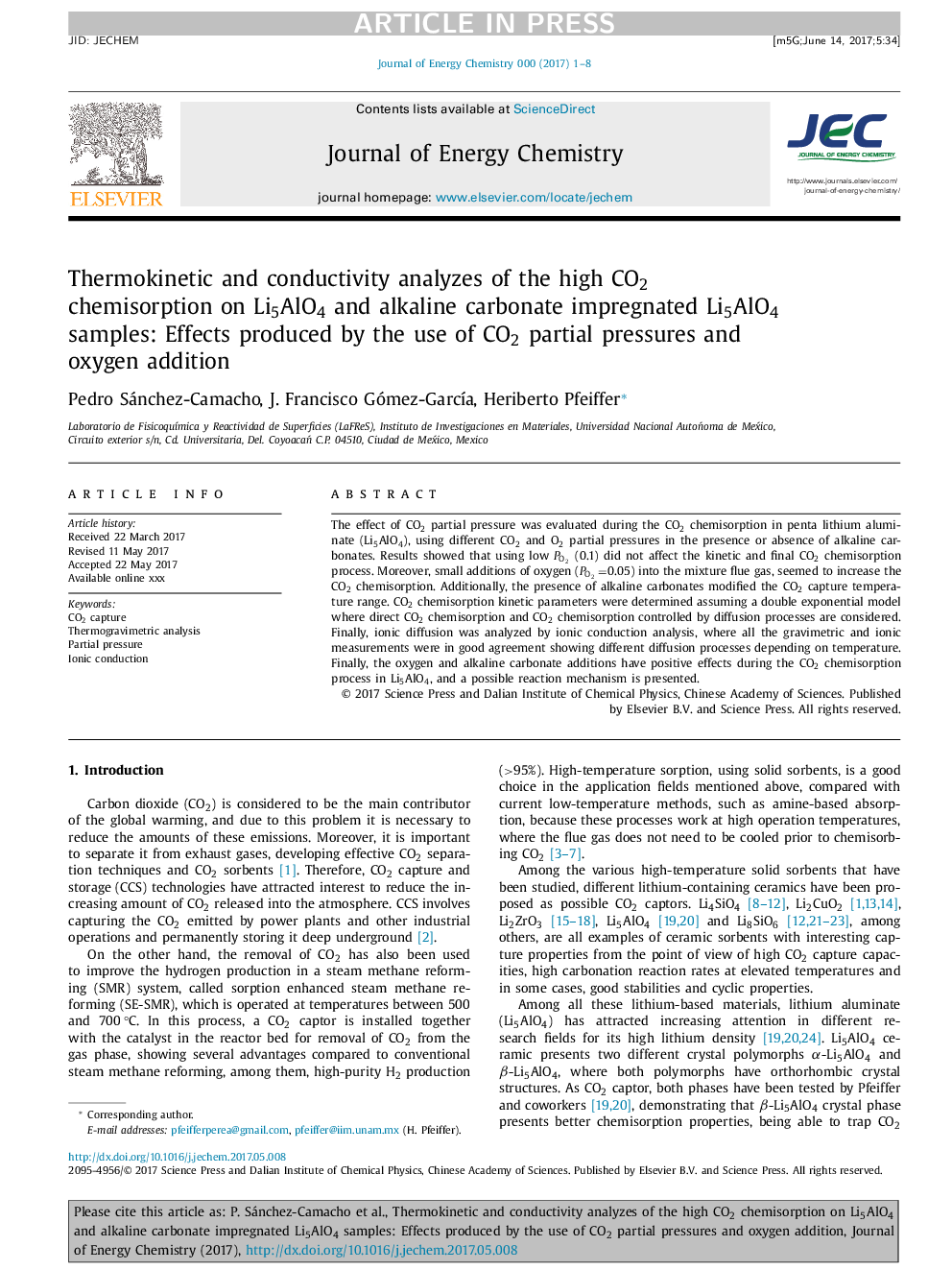 Thermokinetic and conductivity analyzes of the high CO2 chemisorption on Li5AlO4 and alkaline carbonate impregnated Li5AlO4 samples: Effects produced by the use of CO2 partial pressures and oxygen addition