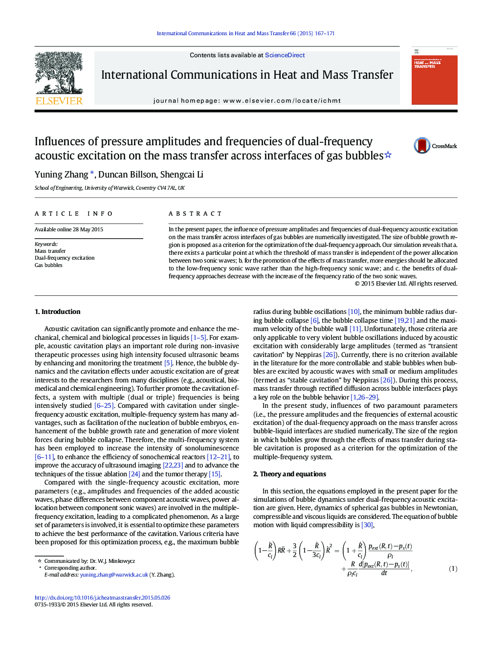 Influences of pressure amplitudes and frequencies of dual-frequency acoustic excitation on the mass transfer across interfaces of gas bubbles 