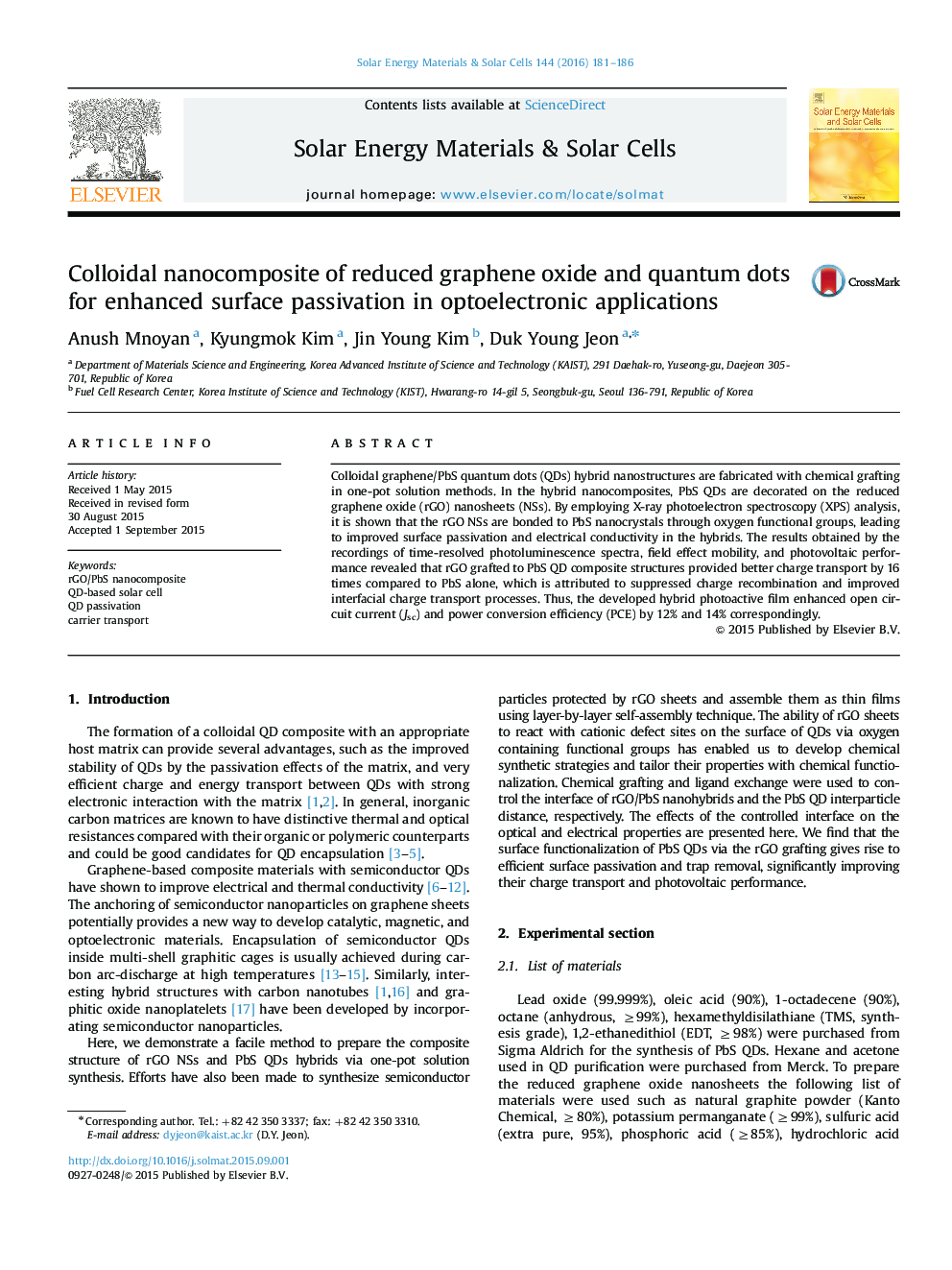 Colloidal nanocomposite of reduced graphene oxide and quantum dots for enhanced surface passivation in optoelectronic applications