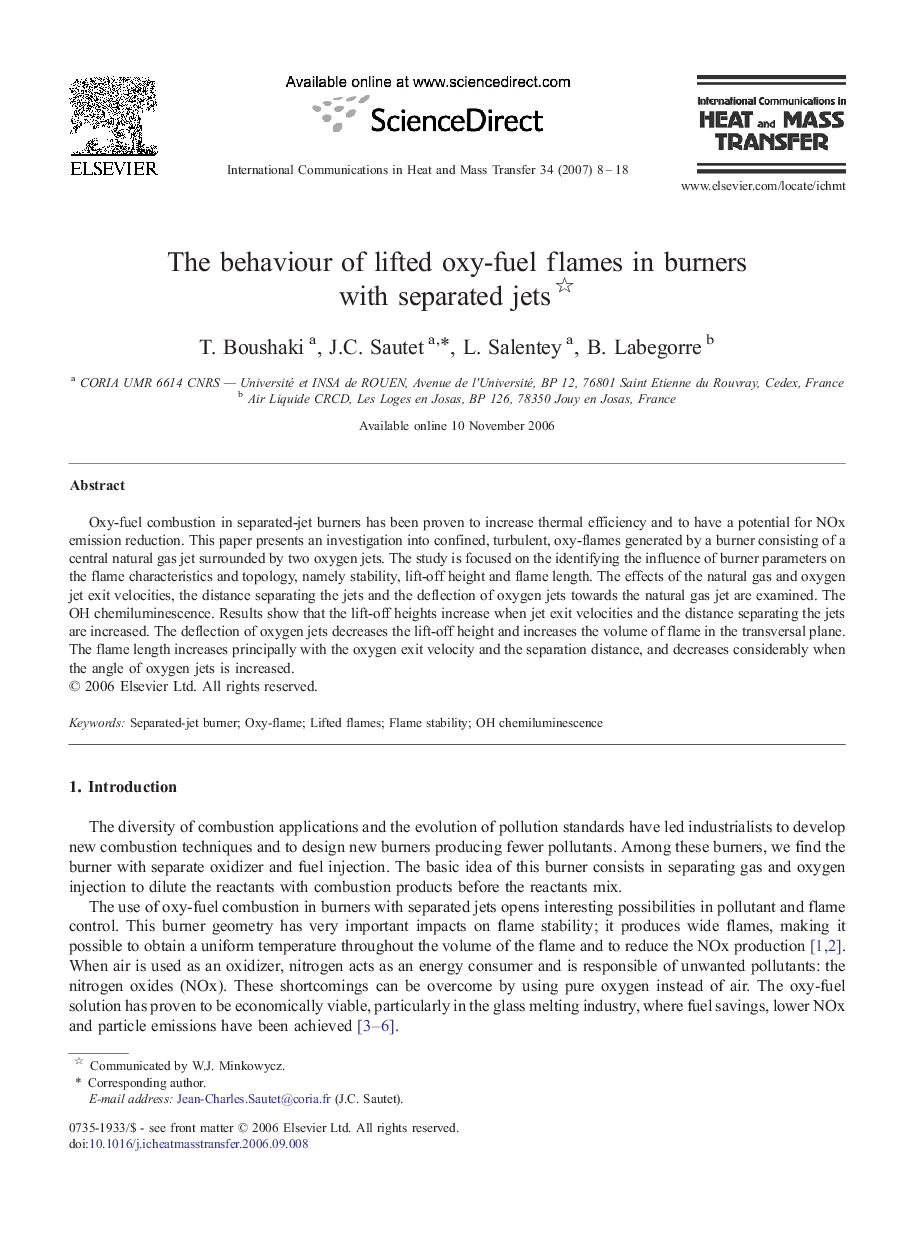 The behaviour of lifted oxy-fuel flames in burners with separated jets 