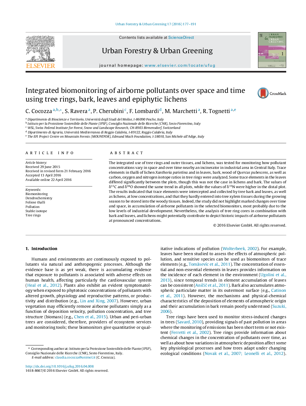 Integrated biomonitoring of airborne pollutants over space and time using tree rings, bark, leaves and epiphytic lichens