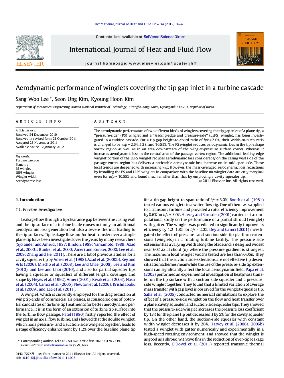 Aerodynamic performance of winglets covering the tip gap inlet in a turbine cascade