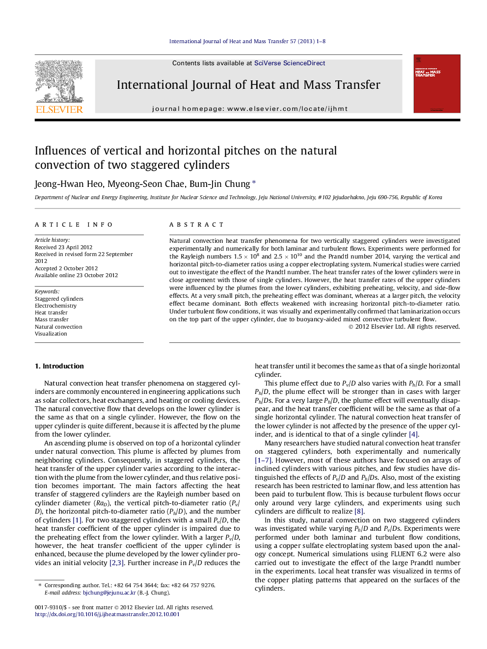 Influences of vertical and horizontal pitches on the natural convection of two staggered cylinders