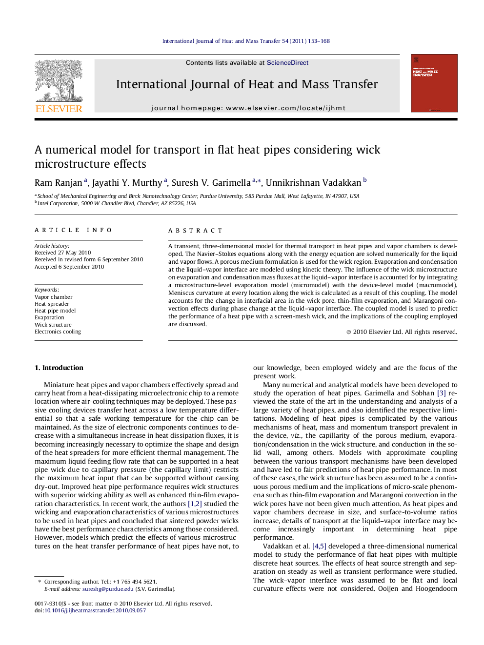 A numerical model for transport in flat heat pipes considering wick microstructure effects