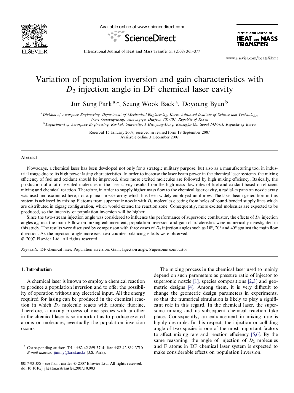 Variation of population inversion and gain characteristics with D2 injection angle in DF chemical laser cavity