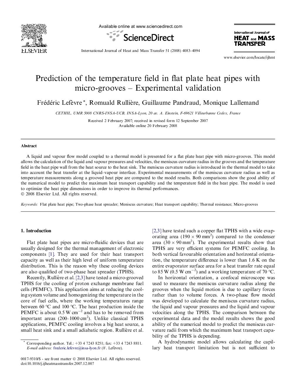 Prediction of the temperature field in flat plate heat pipes with micro-grooves - Experimental validation