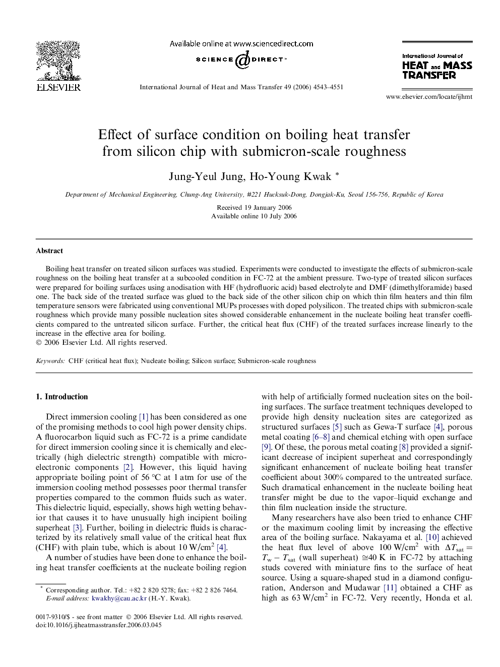 Effect of surface condition on boiling heat transfer from silicon chip with submicron-scale roughness