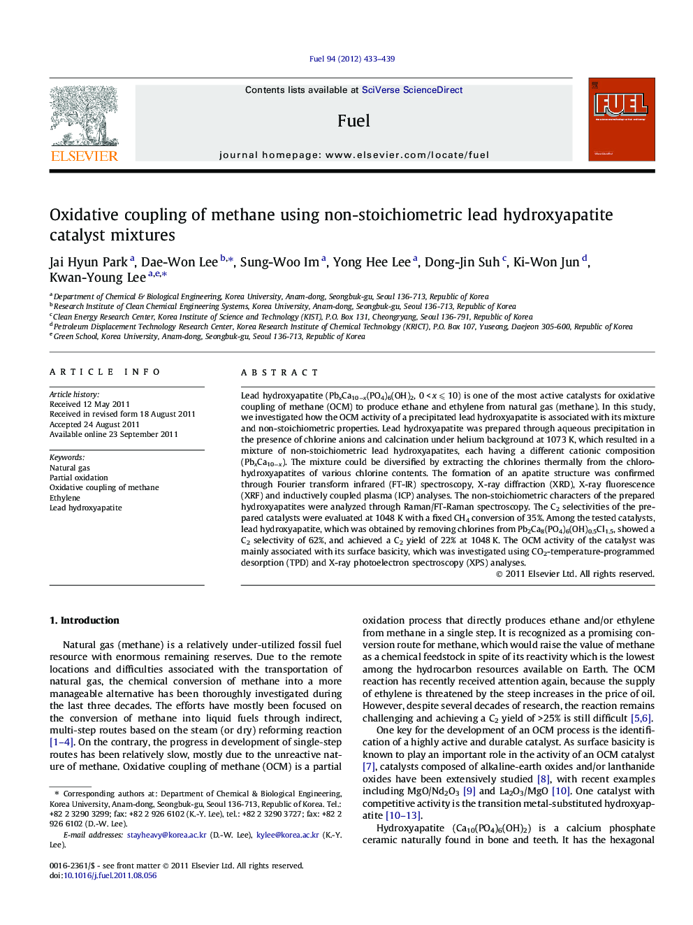 Oxidative coupling of methane using non-stoichiometric lead hydroxyapatite catalyst mixtures