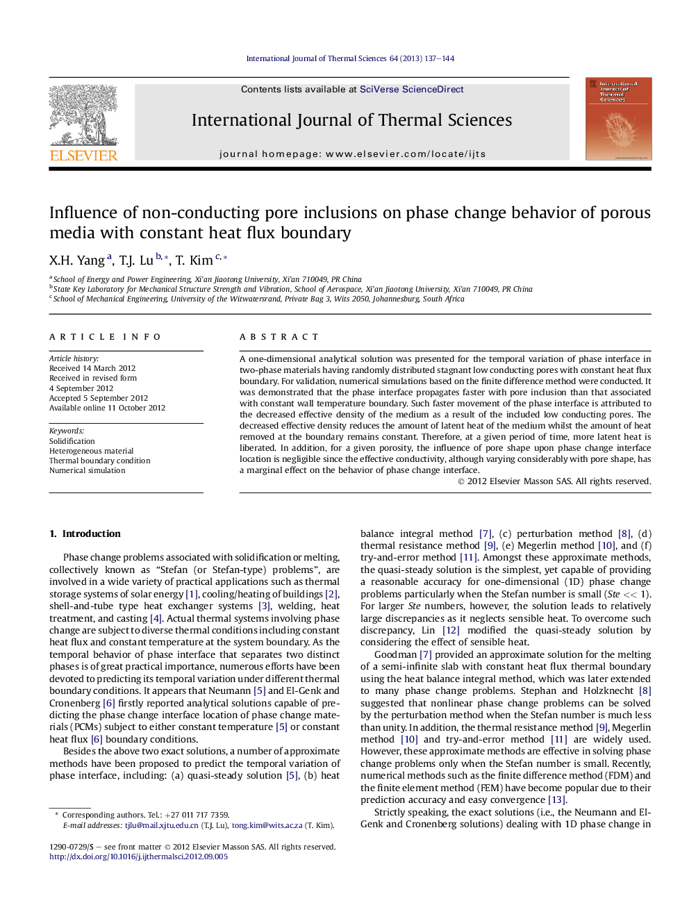 Influence of non-conducting pore inclusions on phase change behavior of porous media with constant heat flux boundary