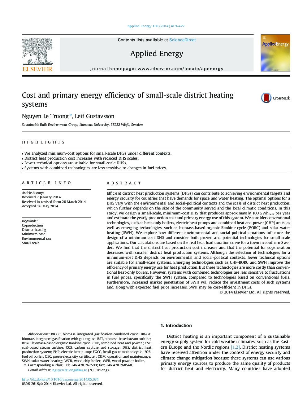 Cost and primary energy efficiency of small-scale district heating systems