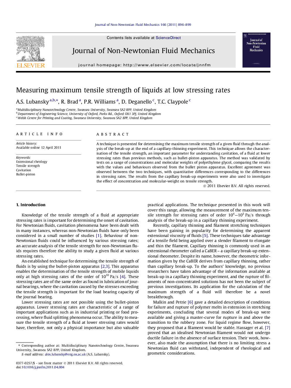 Measuring maximum tensile strength of liquids at low stressing rates