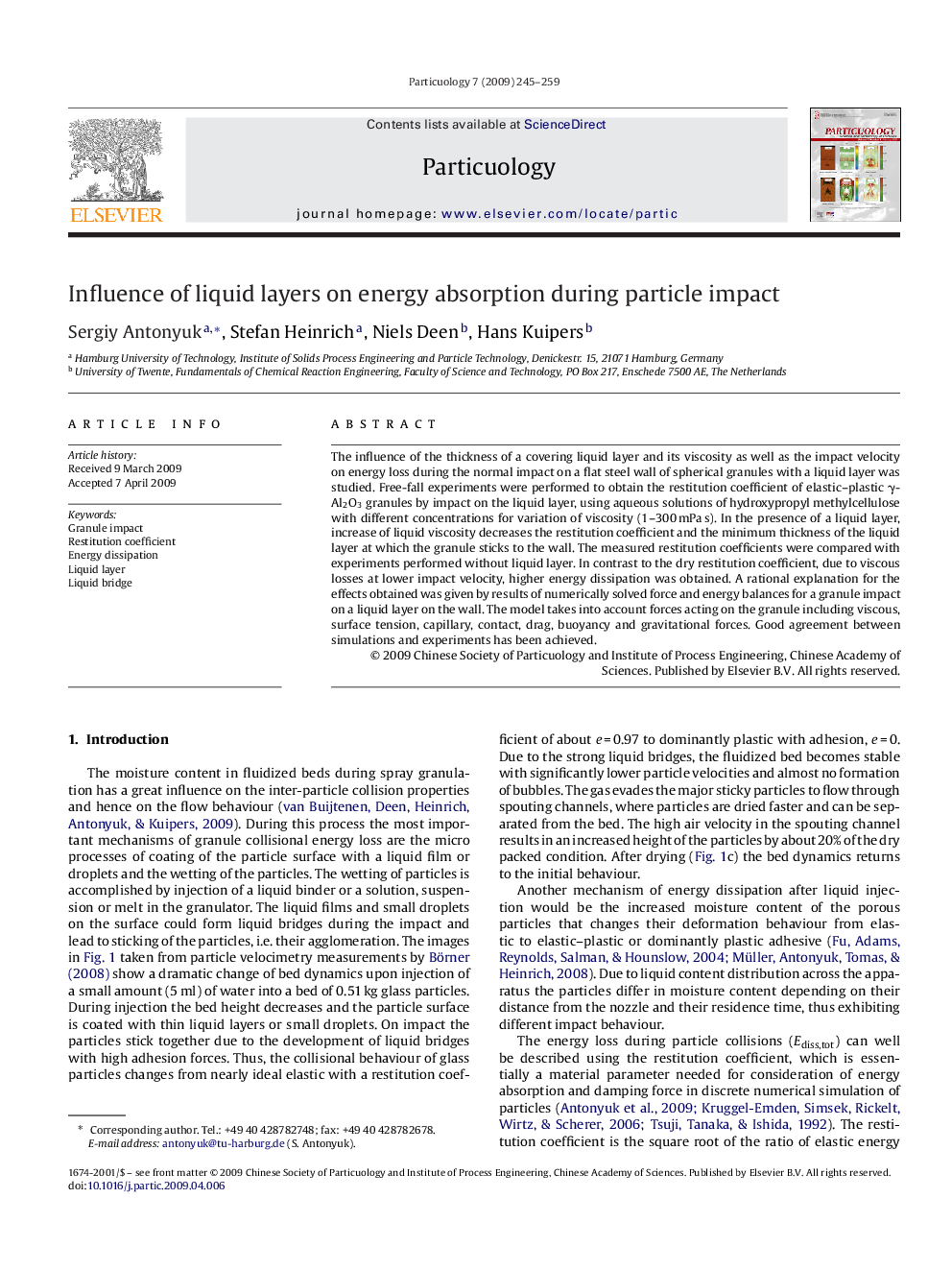 Influence of liquid layers on energy absorption during particle impact