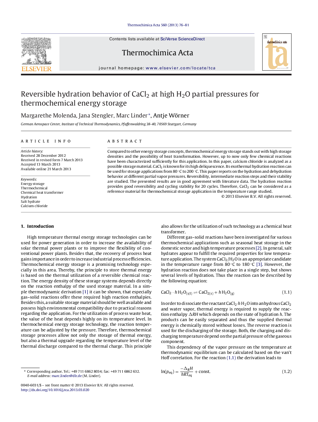 Reversible hydration behavior of CaCl2 at high H2O partial pressures for thermochemical energy storage