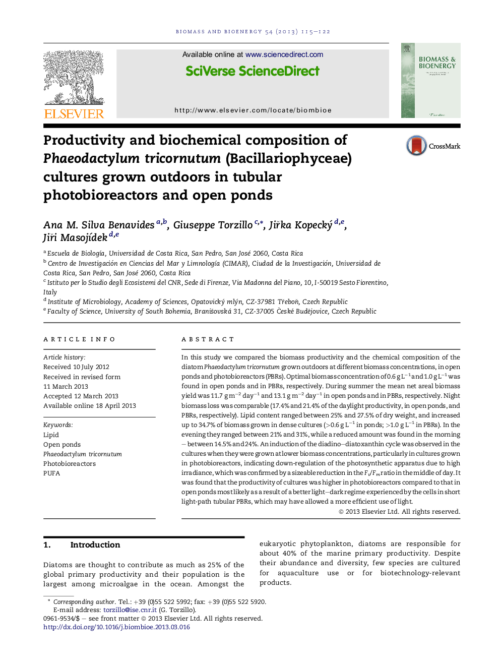 Productivity and biochemical composition of Phaeodactylum tricornutum (Bacillariophyceae) cultures grown outdoors in tubular photobioreactors and open ponds