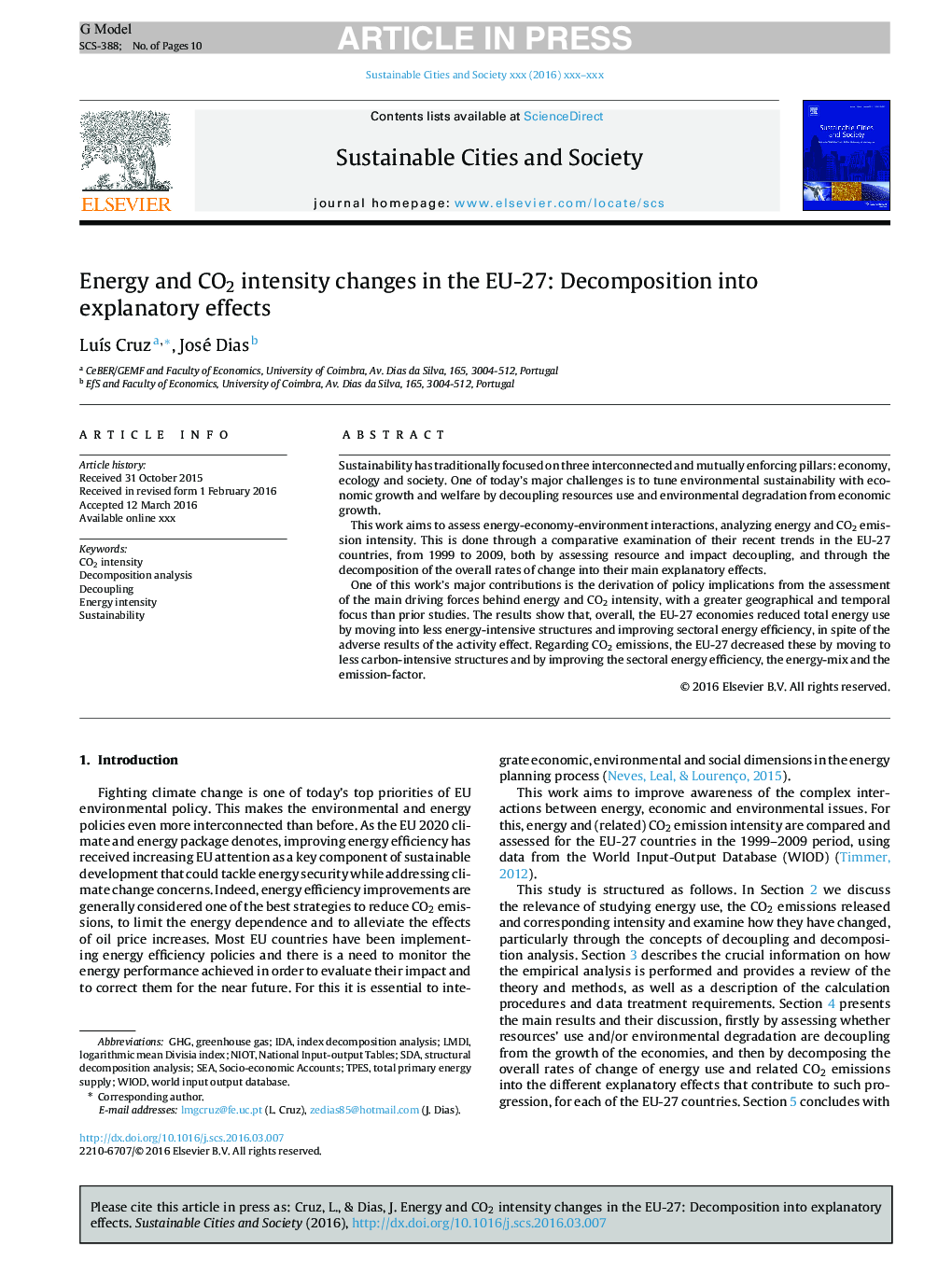 Energy and CO2 intensity changes in the EU-27: Decomposition into explanatory effects