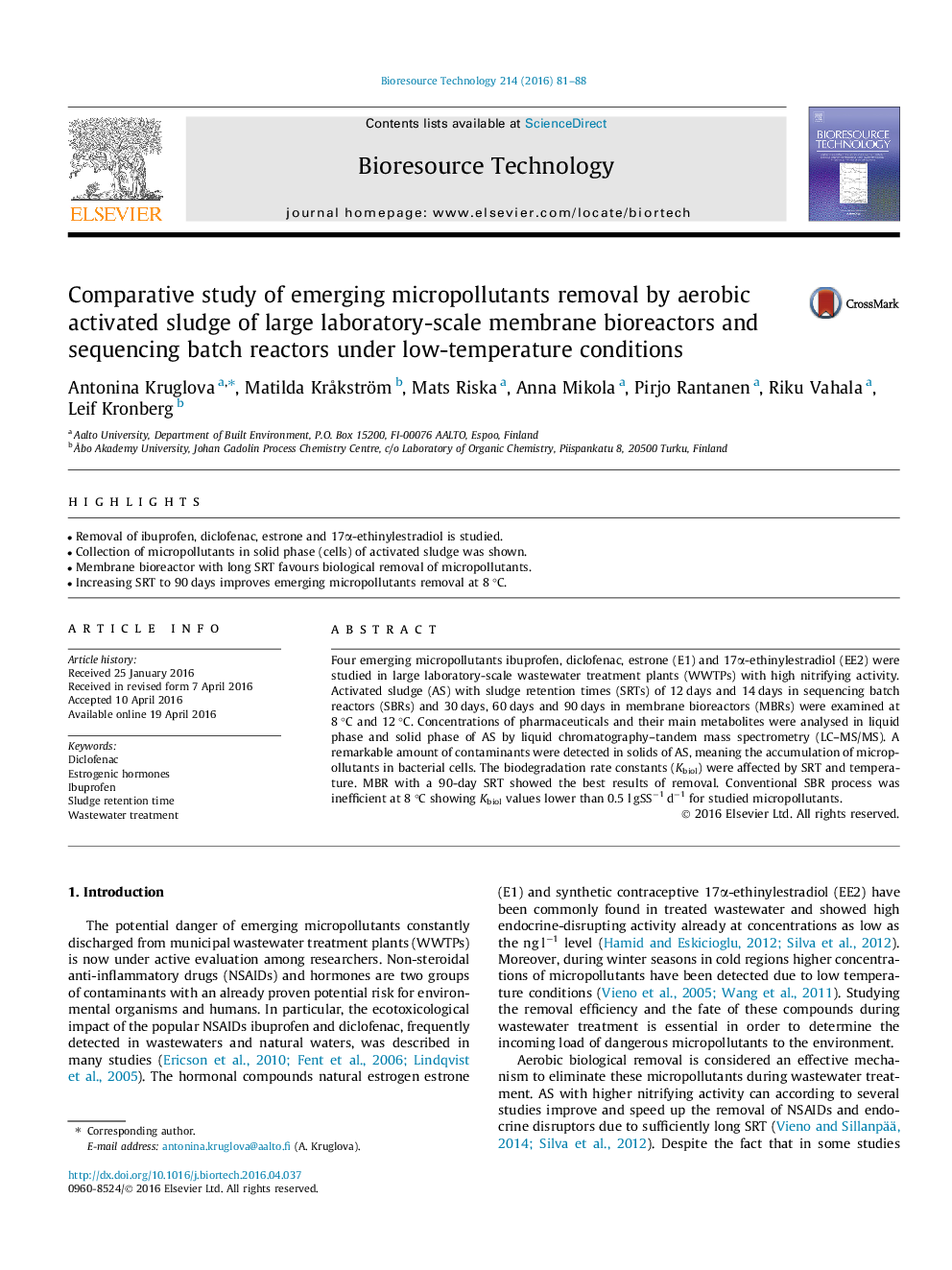 Comparative study of emerging micropollutants removal by aerobic activated sludge of large laboratory-scale membrane bioreactors and sequencing batch reactors under low-temperature conditions