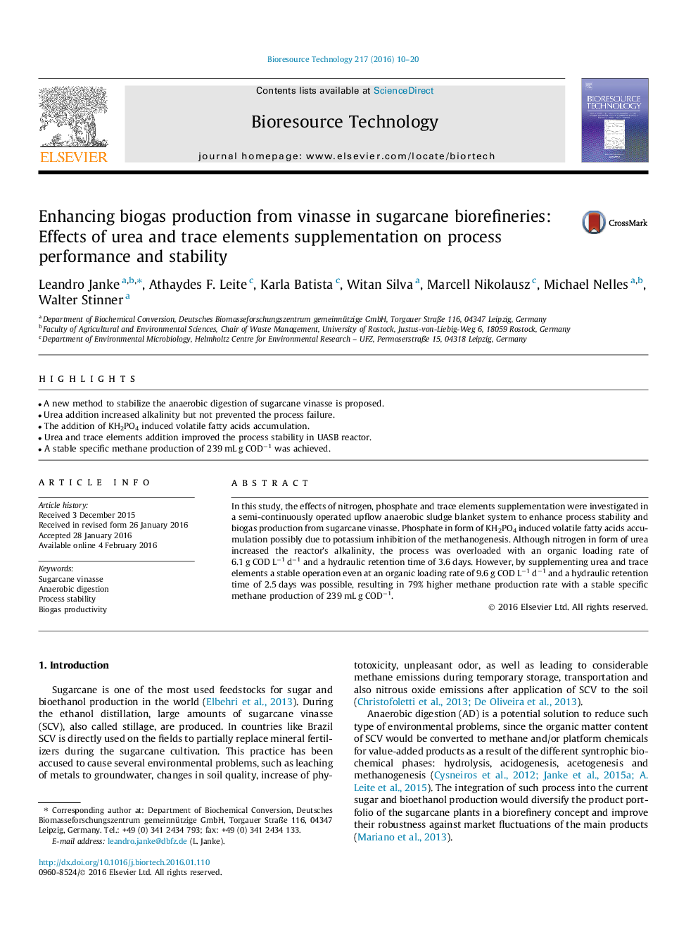 Enhancing biogas production from vinasse in sugarcane biorefineries: Effects of urea and trace elements supplementation on process performance and stability