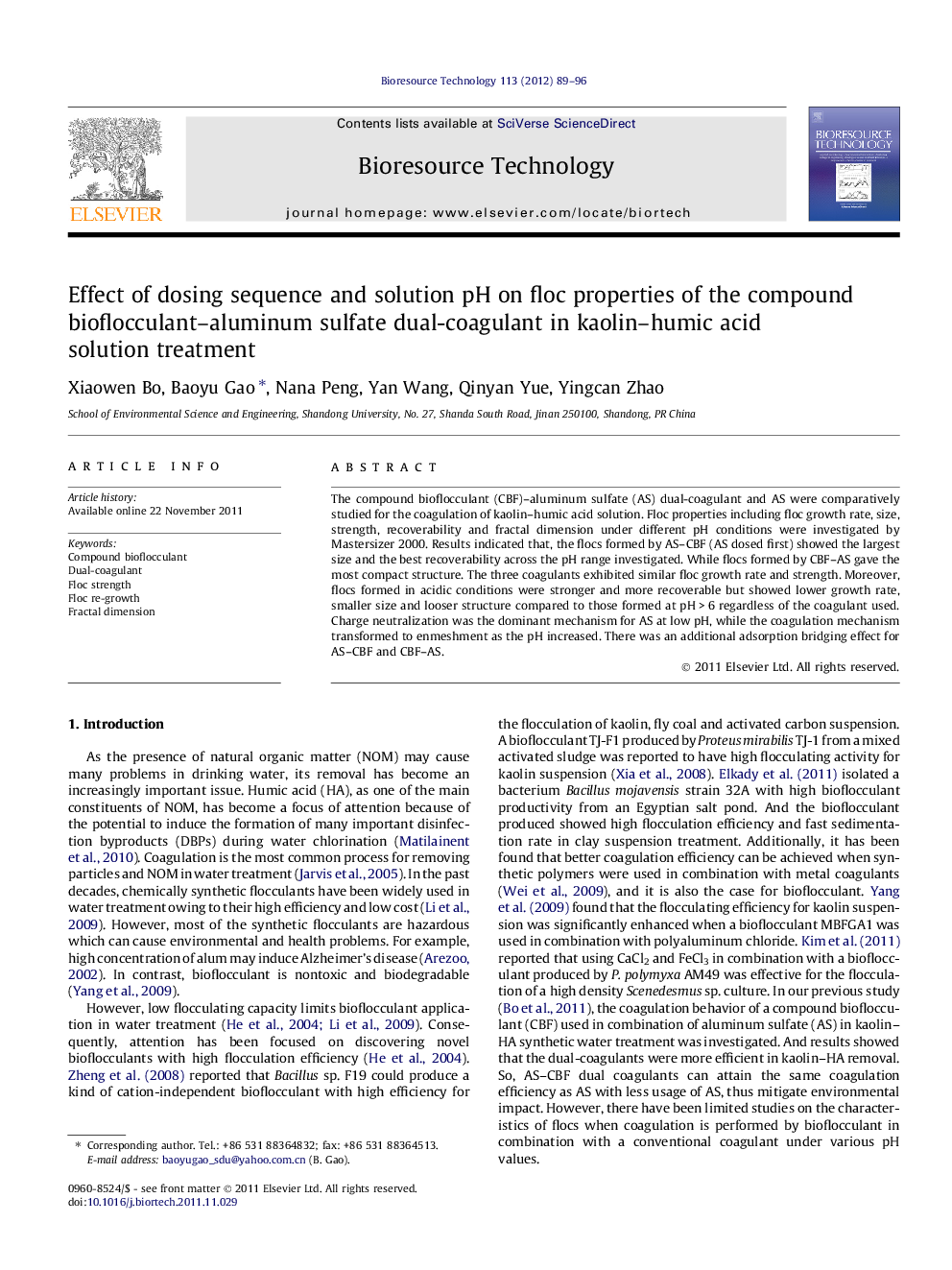 Effect of dosing sequence and solution pH on floc properties of the compound bioflocculant–aluminum sulfate dual-coagulant in kaolin–humic acid solution treatment