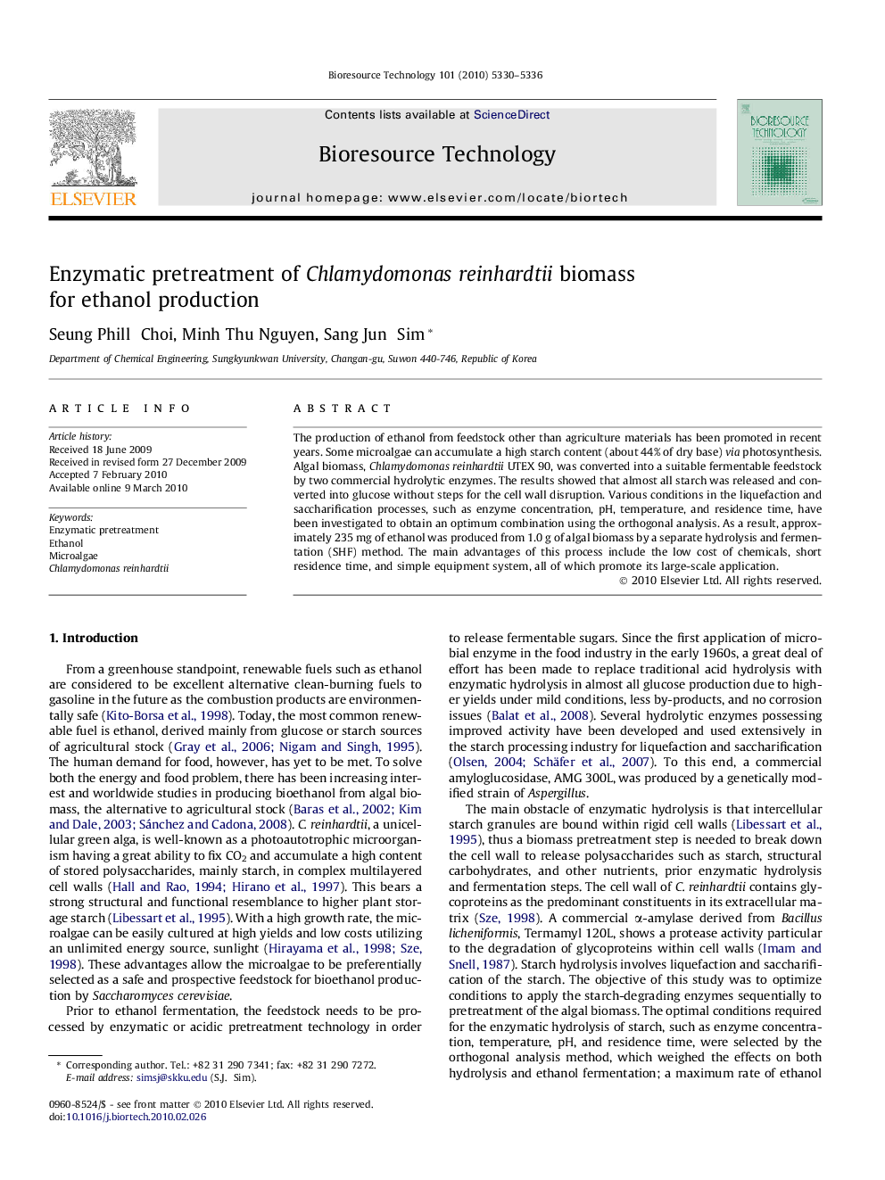 Enzymatic pretreatment of Chlamydomonas reinhardtii biomass for ethanol production