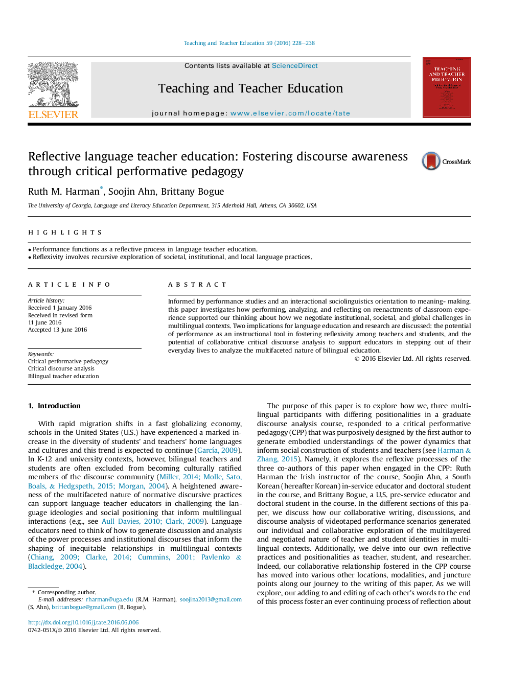 Reflective language teacher education: Fostering discourse awareness through critical performative pedagogy