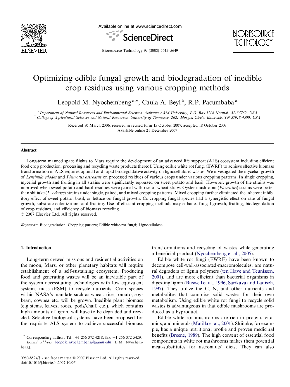 Optimizing edible fungal growth and biodegradation of inedible crop residues using various cropping methods