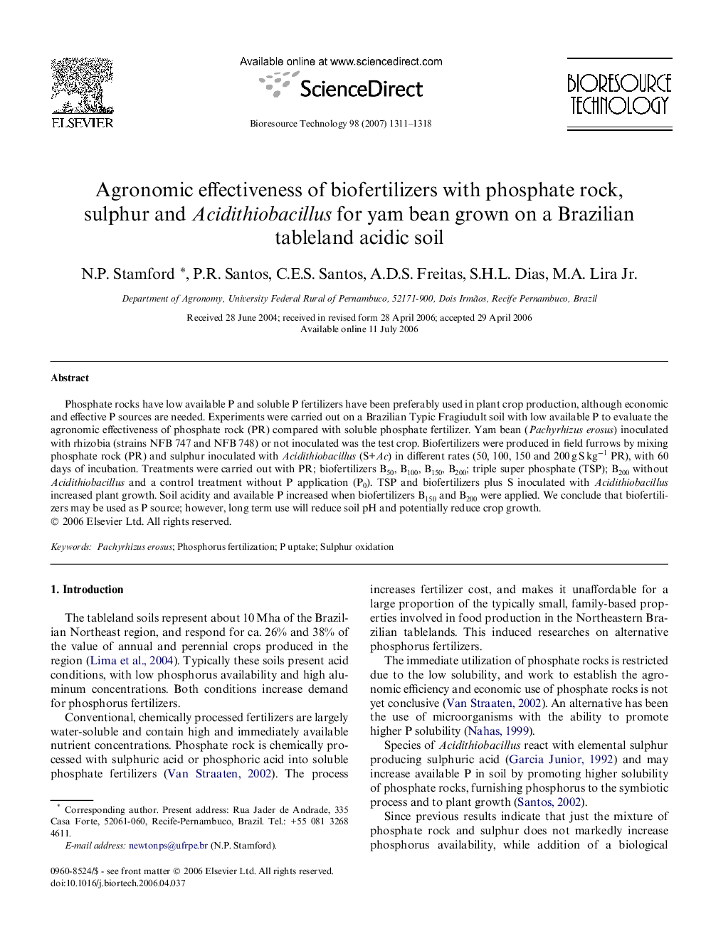 Agronomic effectiveness of biofertilizers with phosphate rock, sulphur and Acidithiobacillus for yam bean grown on a Brazilian tableland acidic soil