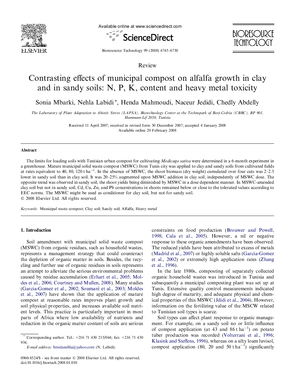 Contrasting effects of municipal compost on alfalfa growth in clay and in sandy soils: N, P, K, content and heavy metal toxicity