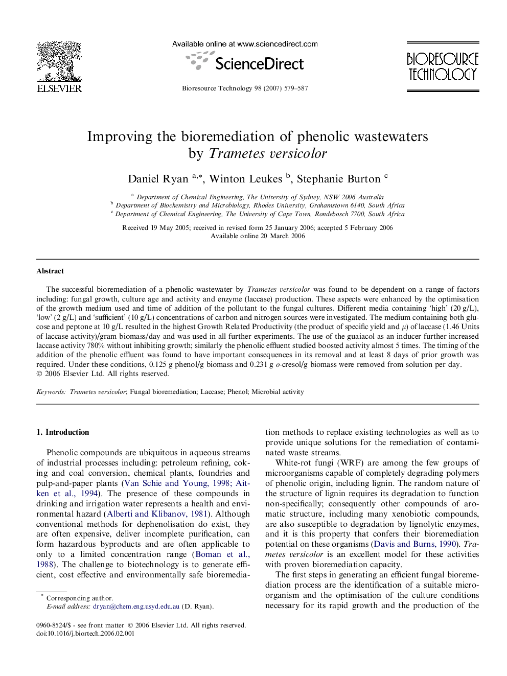 Improving the bioremediation of phenolic wastewaters by Trametes versicolor