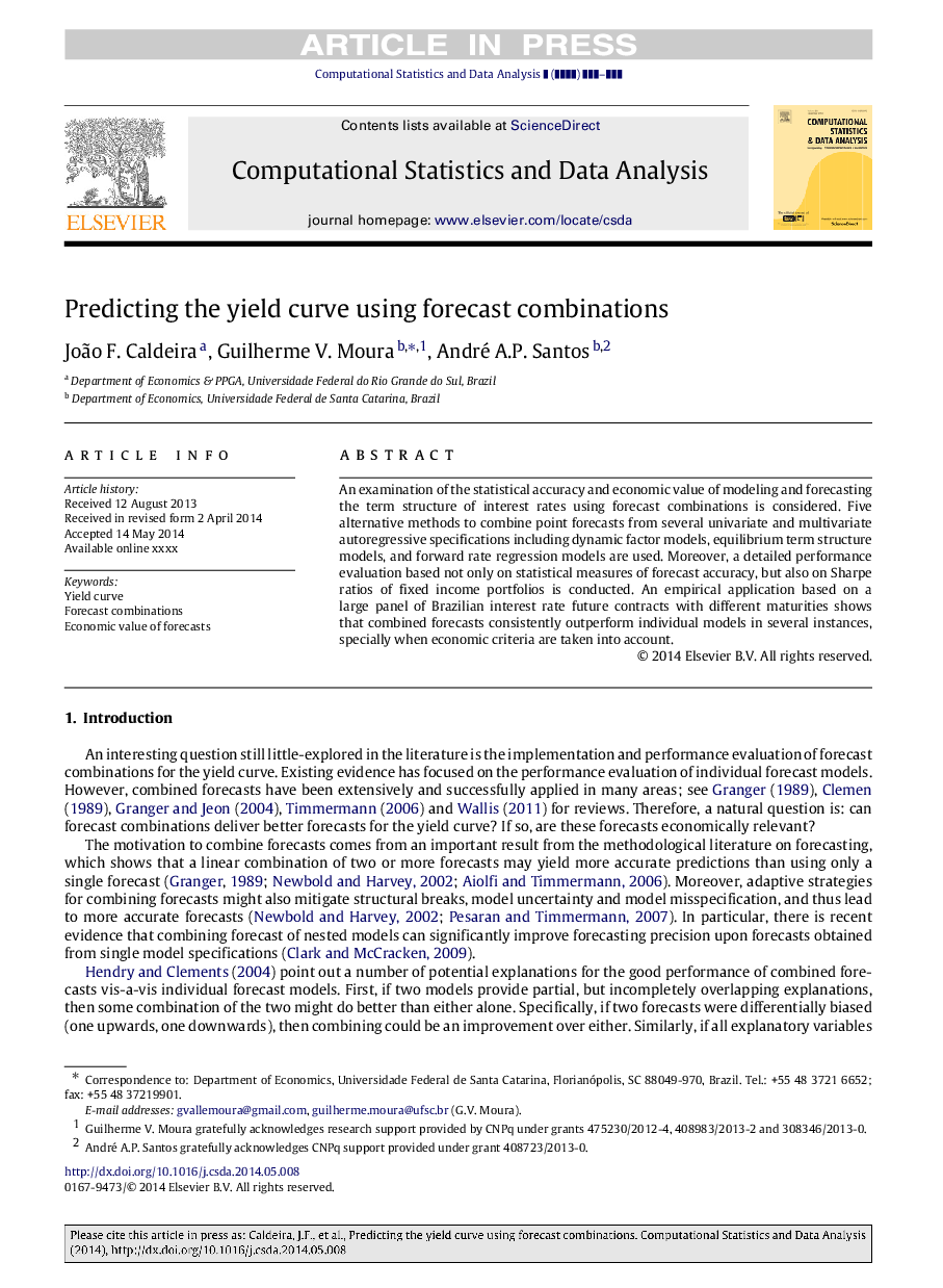 Predicting the yield curve using forecast combinations