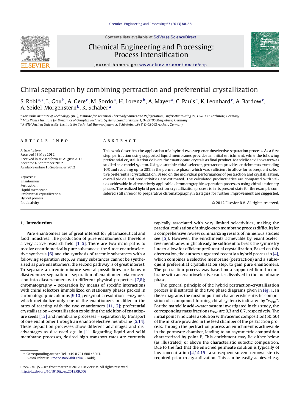 Chiral separation by combining pertraction and preferential crystallization