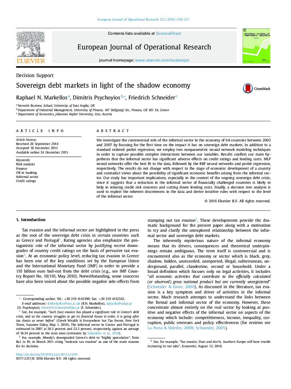 Sovereign debt markets in light of the shadow economy