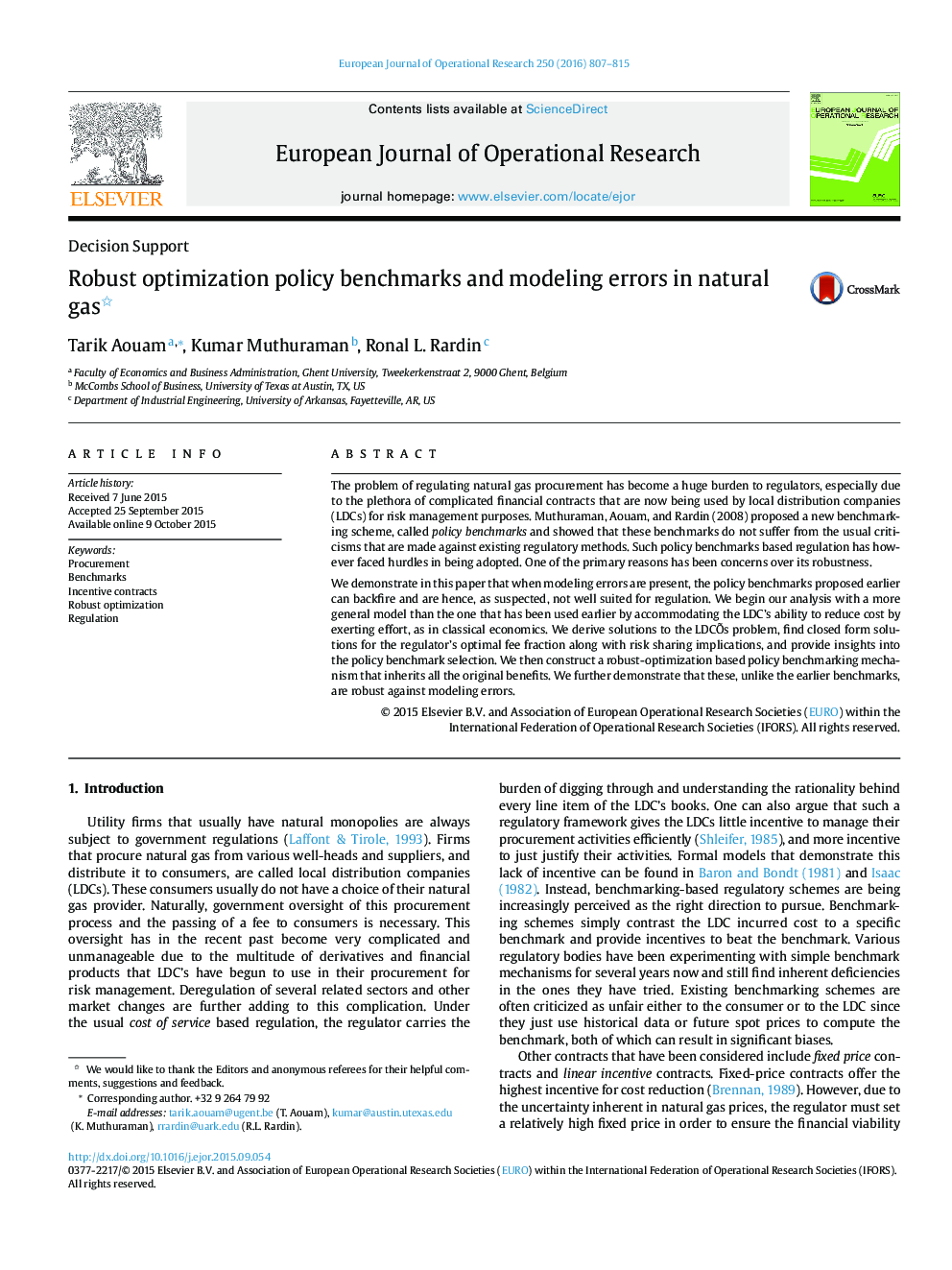 Robust optimization policy benchmarks and modeling errors in natural gas