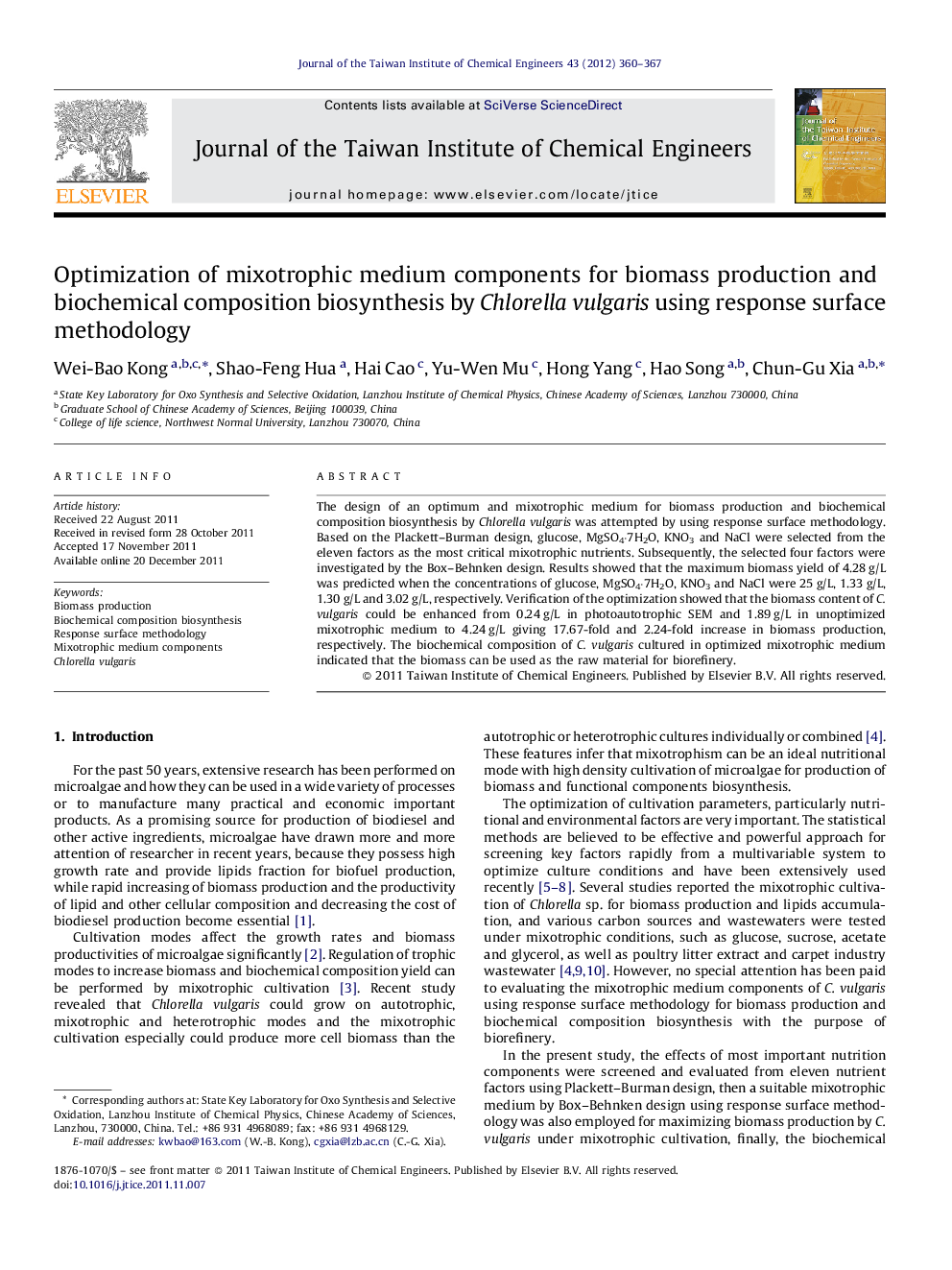 Optimization of mixotrophic medium components for biomass production and biochemical composition biosynthesis by Chlorella vulgaris using response surface methodology