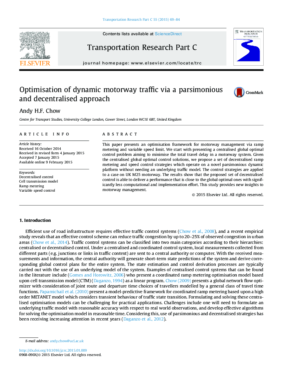 Optimisation of dynamic motorway traffic via a parsimonious and decentralised approach