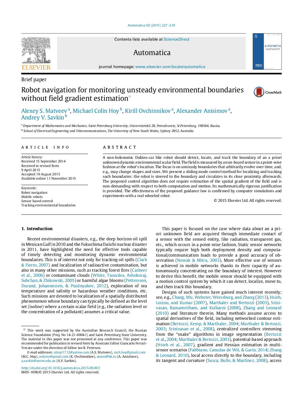 Robot navigation for monitoring unsteady environmental boundaries without field gradient estimation