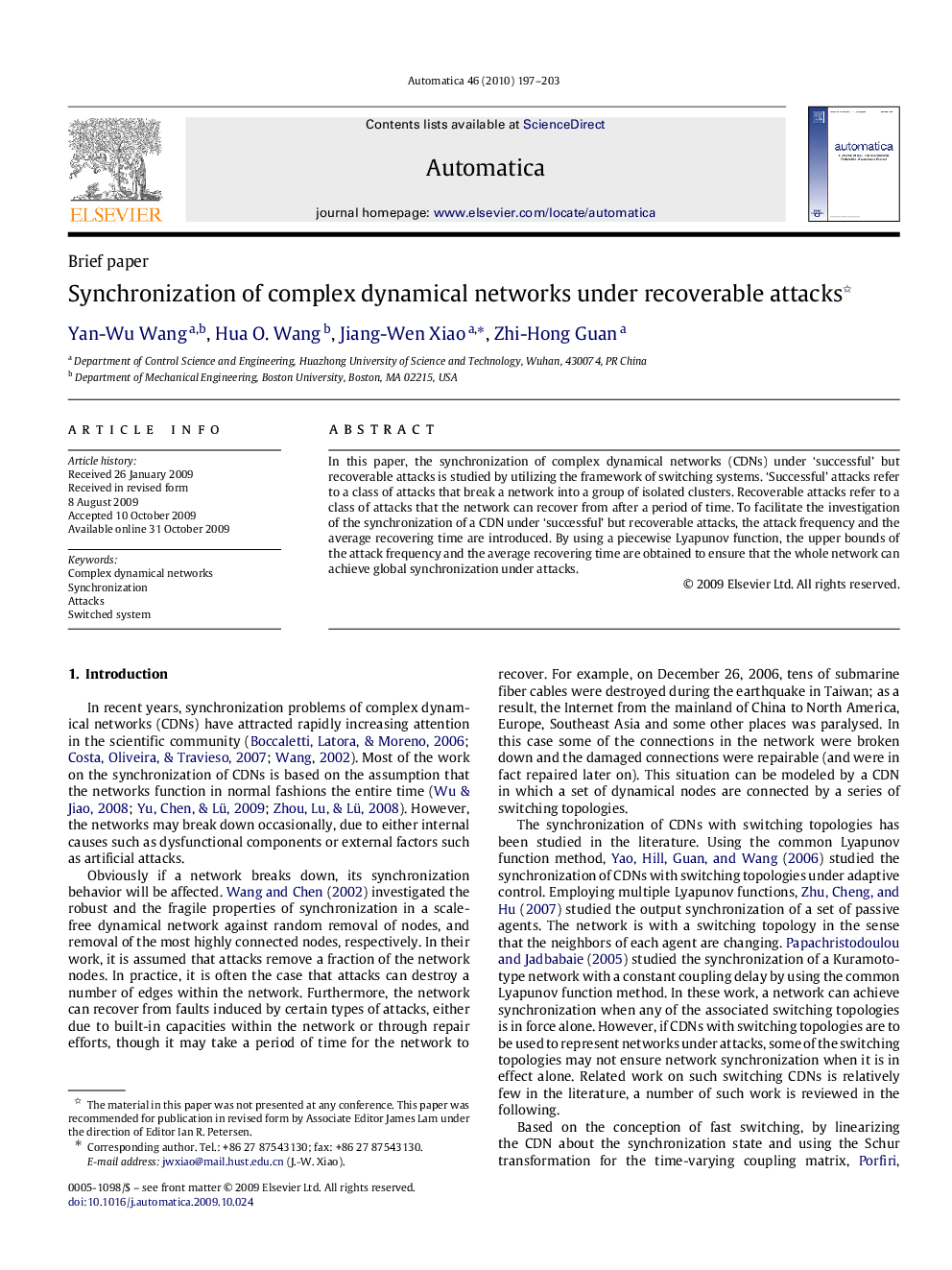 Synchronization of complex dynamical networks under recoverable attacks 