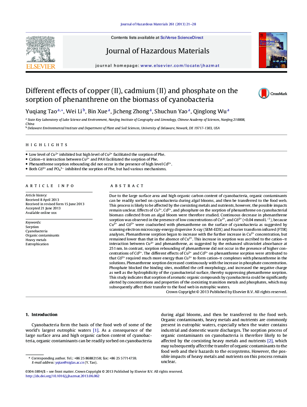 Different effects of copper (II), cadmium (II) and phosphate on the sorption of phenanthrene on the biomass of cyanobacteria