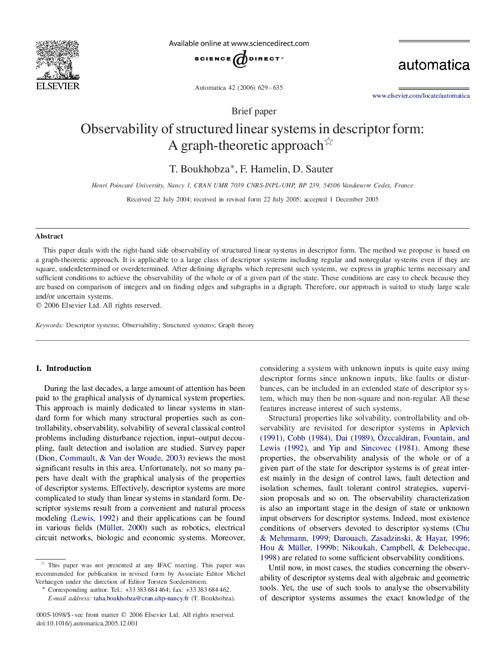 Observability of structured linear systems in descriptor form: A graph-theoretic approach 