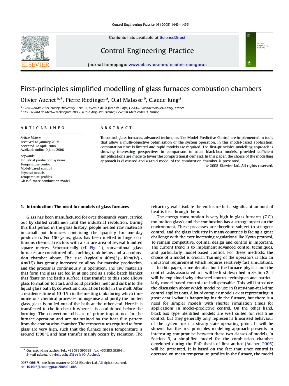 First-principles simplified modelling of glass furnaces combustion chambers