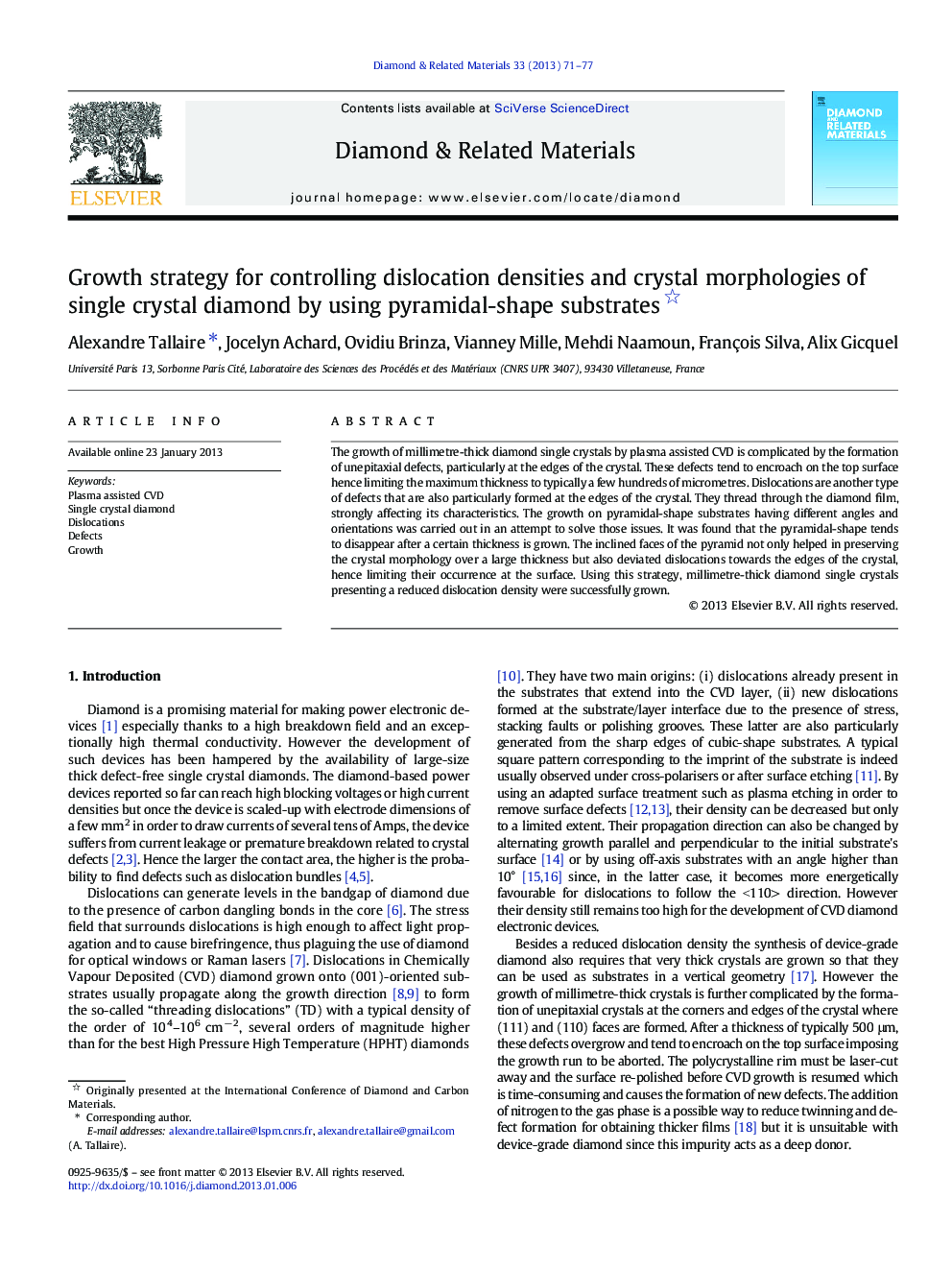 Growth strategy for controlling dislocation densities and crystal morphologies of single crystal diamond by using pyramidal-shape substrates 