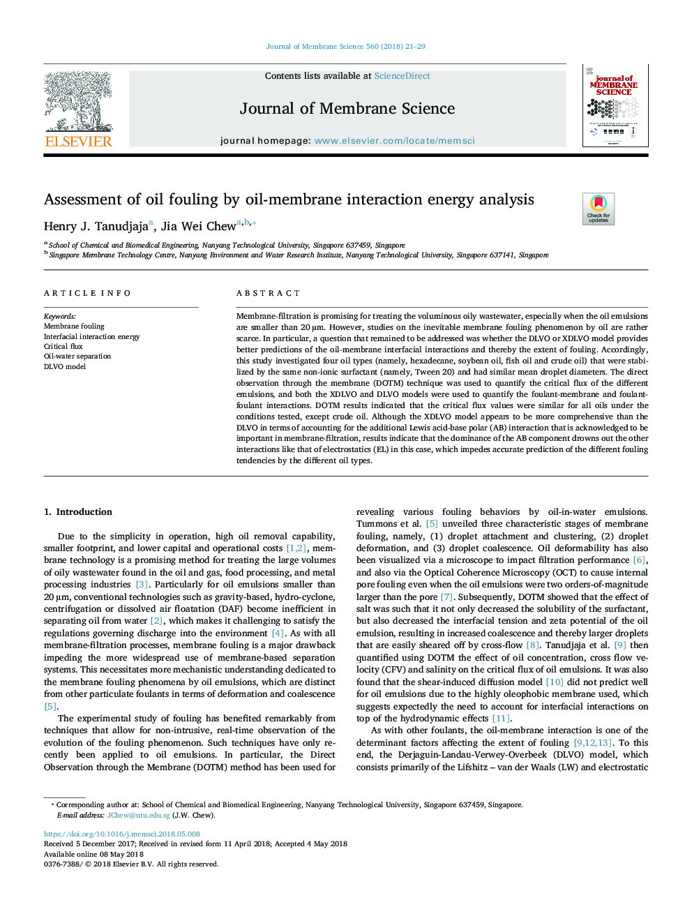 Assessment of oil fouling by oil-membrane interaction energy analysis