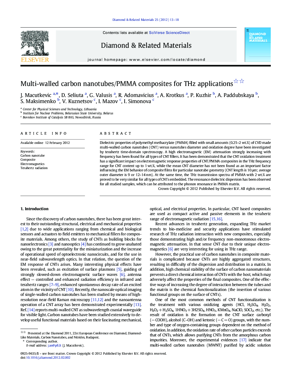 Multi-walled carbon nanotubes/PMMA composites for THz applications 