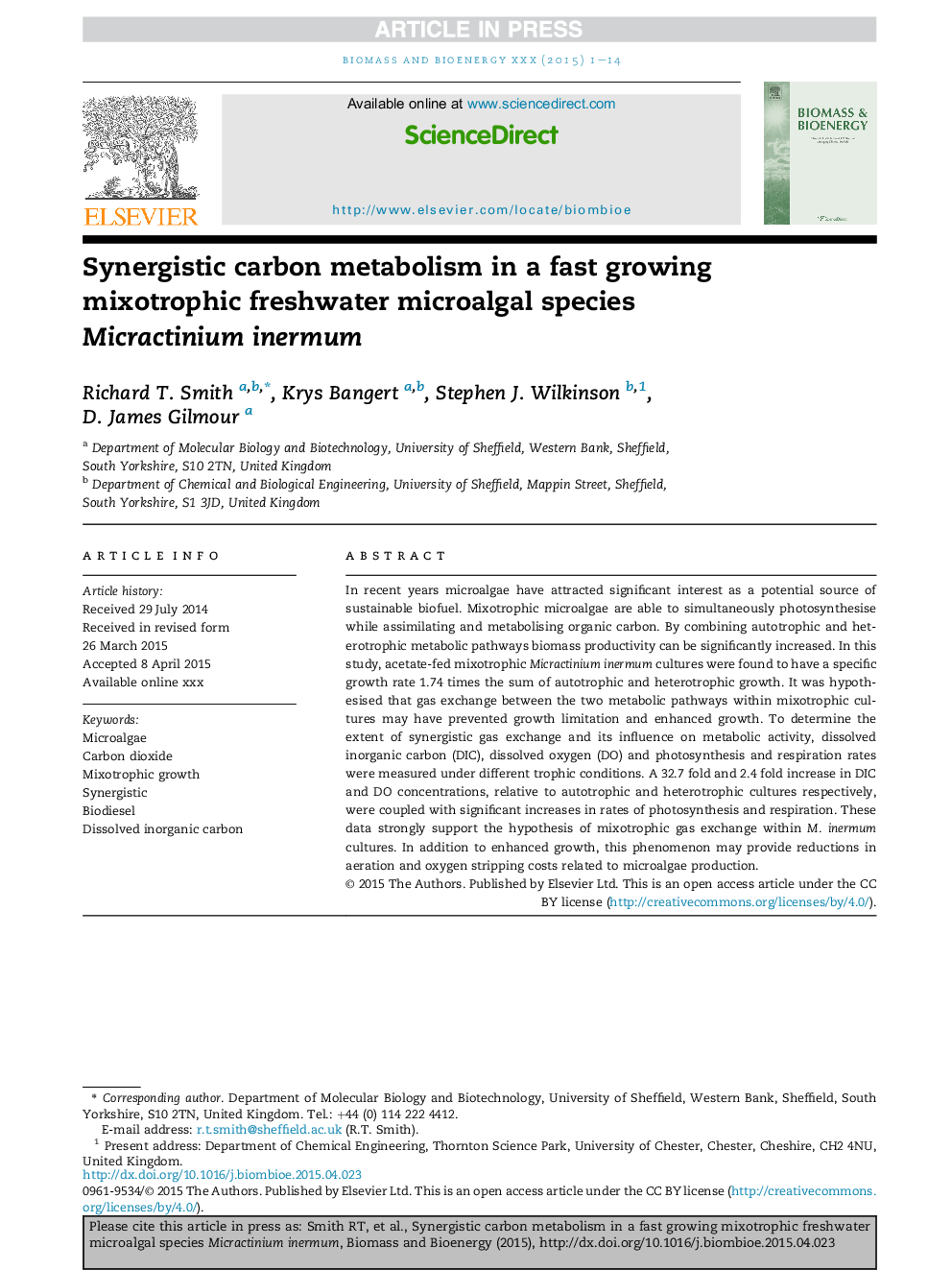 Synergistic carbon metabolism in a fast growing mixotrophic freshwater microalgal species Micractinium inermum