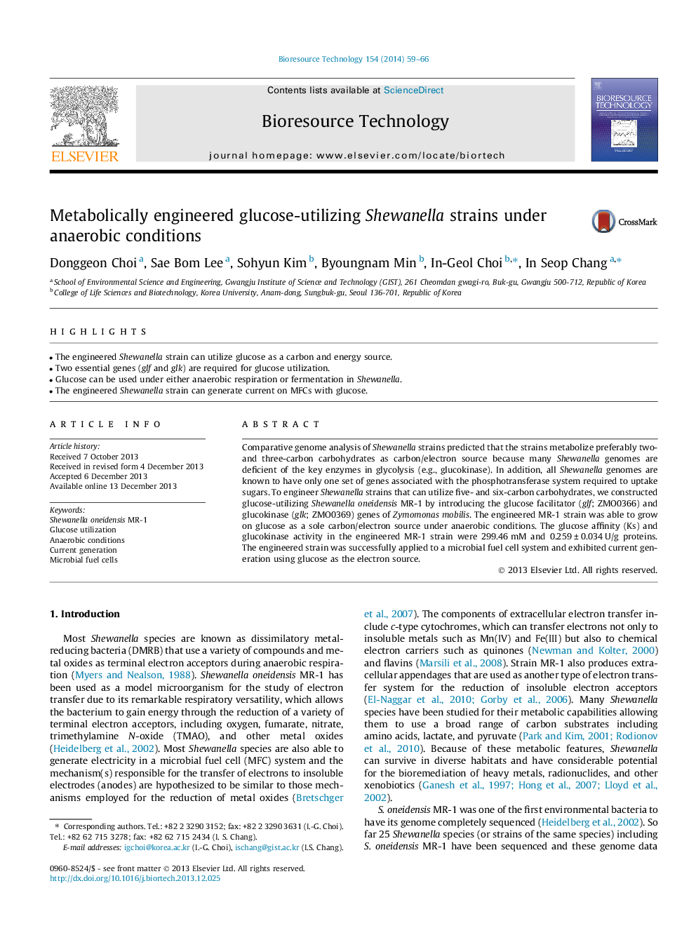 Metabolically engineered glucose-utilizing Shewanella strains under anaerobic conditions