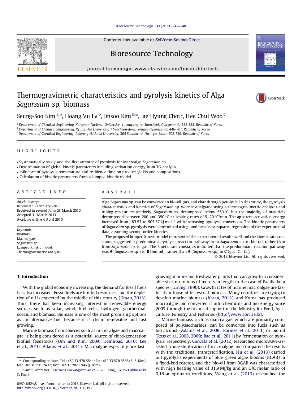 Thermogravimetric characteristics and pyrolysis kinetics of Alga Sagarssum sp. biomass