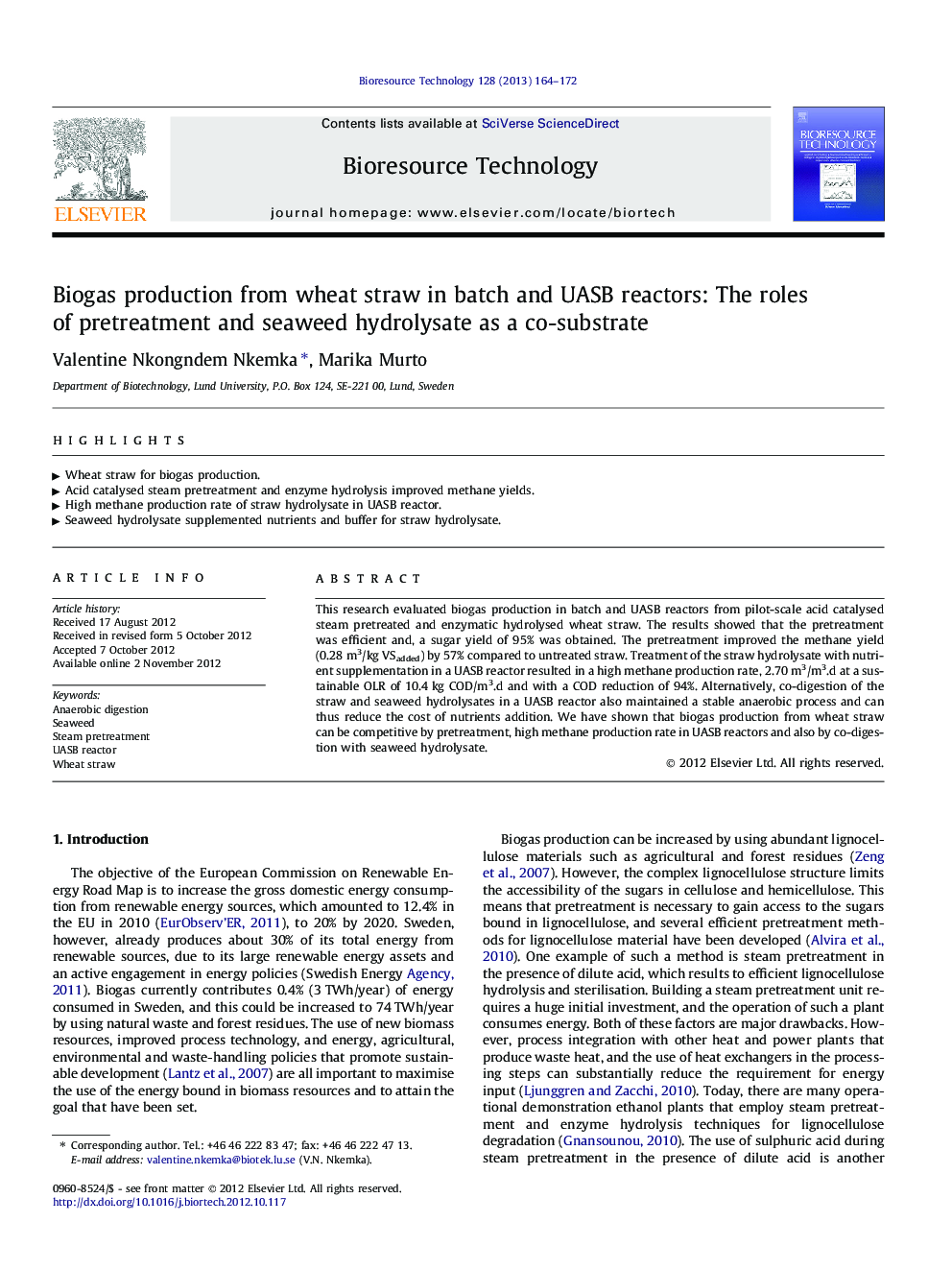 Biogas production from wheat straw in batch and UASB reactors: The roles of pretreatment and seaweed hydrolysate as a co-substrate