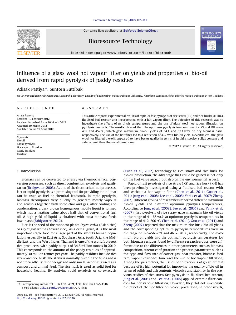 Influence of a glass wool hot vapour filter on yields and properties of bio-oil derived from rapid pyrolysis of paddy residues